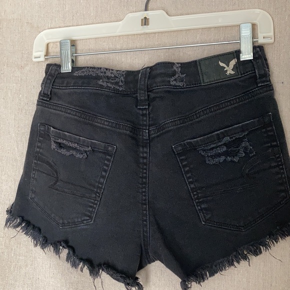 American Eagle Outfitters distressed black denim shorts - Picture 7 of 9